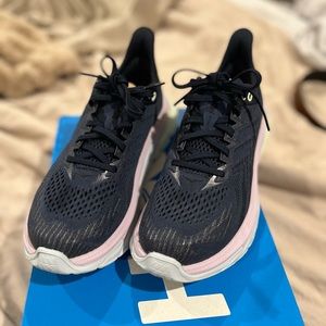 HOKA ONE ONE W Clifton Edge